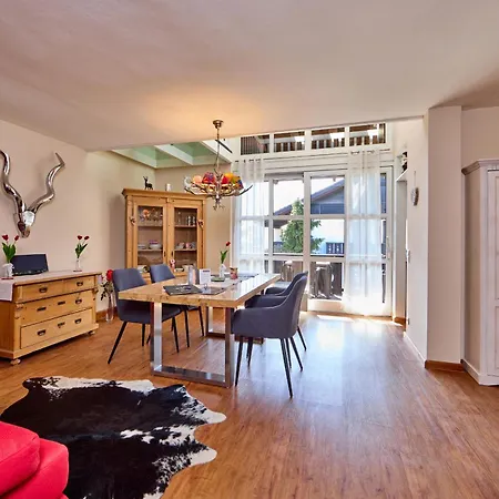 Platzhirsch Apartment Garmisch-Partenkirchen